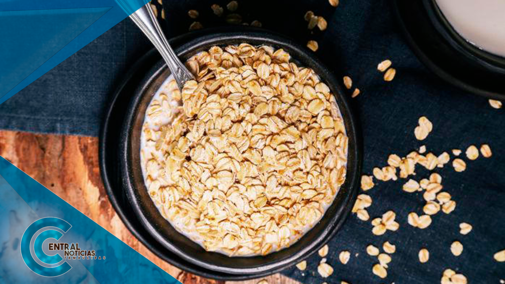 Esta es la manera exacta en la que debes comer la avena para regular el azúcar en sangre y controlar el colesterol