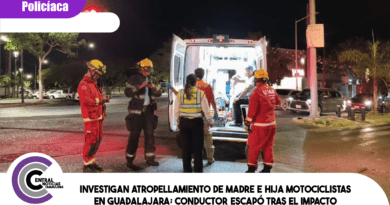 Investigan atropellamiento de madre e hija motociclistas en Guadalajara; conductor escapó tras el impacto Investigan atropellamiento de madre e hija motociclistas en Guadalajara; conductor escapó tras el impacto