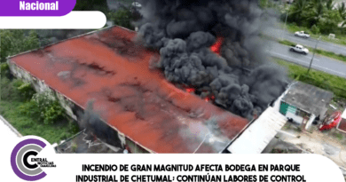 Incendio de gran magnitud afecta bodega en parque industrial de Chetumal; continúan labores de control Incendio de gran magnitud afecta bodega en parque industrial de Chetumal; continúan labores de control